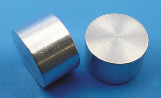 Picture of Cylinder SEM Mount for JEOL JSM-840 31.5 X 20 mm