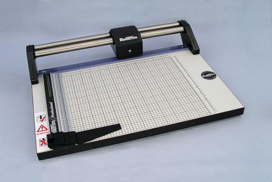 Picture of Rotatrim Dual-Rail Cutter, 17.5"