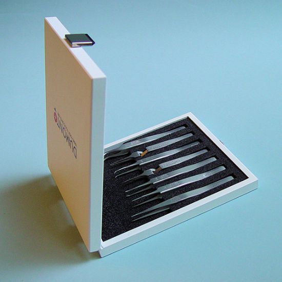 Picture of Box & Tweezers Set